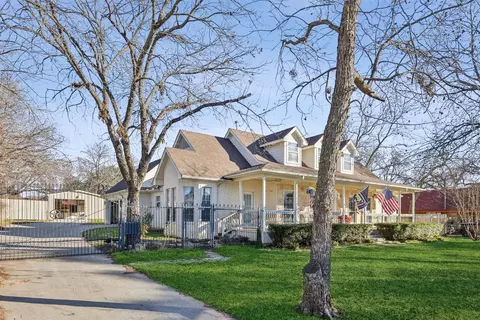 3200 Mohawk Trl, Lake Worth, TX 76135