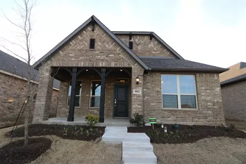 1012 Western Hills Dr, Crowley, TX 76036