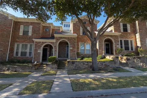 117 Henrietta St, Lewisville, TX 75057