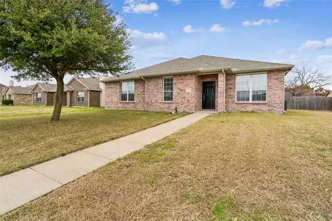 1453 Elders Dr, Lancaster, TX 75146 photo 5