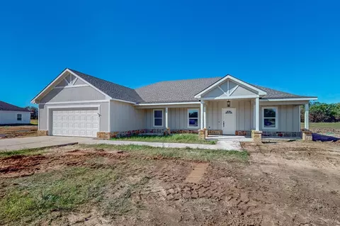 1233 E Gibtown Rd, Poolville, TX 76487