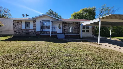 6136 Fenway St, Dallas, TX 75217