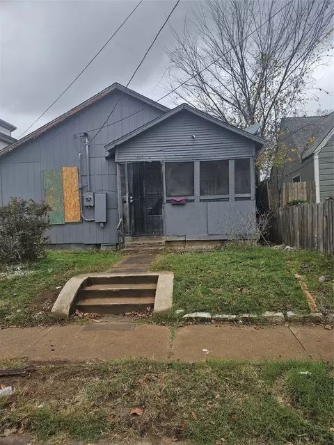 4511 Frank St, Dallas, TX 75210