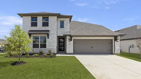 2000 Hickory Ln, Aubrey, TX 76227