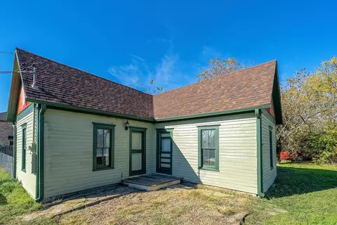 203 Plum St, Sanger, TX 76266