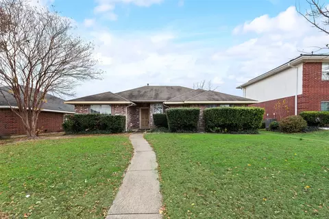 1443 Chapman Dr, Lancaster, TX 75134