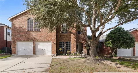 13813 High Mesa Rd, Roanoke, TX 76262