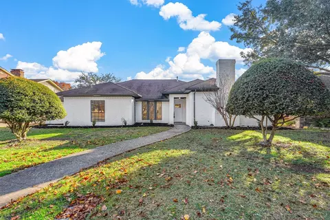 5856 Winding Woods Trl, Dallas, TX 75227