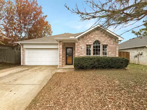 3908 Parkhaven Dr, Denton, TX 76210