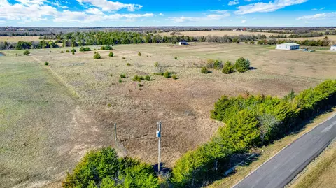 2144 County Road 1044, Celeste, TX 75423 photo 9