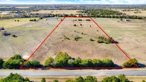 2144 County Road 1044, Celeste, TX 75423 photo 3