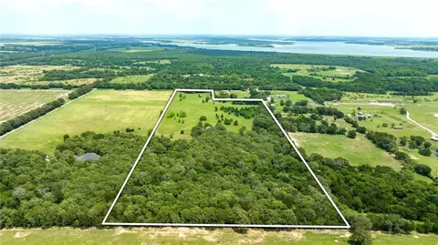 1230 Radio Tower Rd, Waco, TX 76705