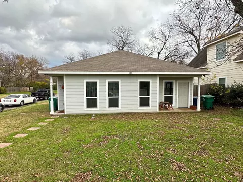 520 Rose St, Denton, TX 76209
