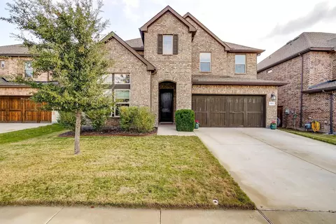 5521 Annie Creek Rd, Fort Worth, TX 76126