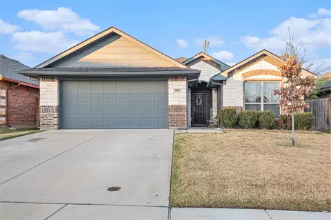 2361 Old Leonard St, Fort Worth, TX 76119