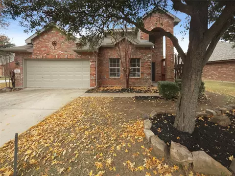 1205 Golden Eagle Ct, Aubrey, TX 76227