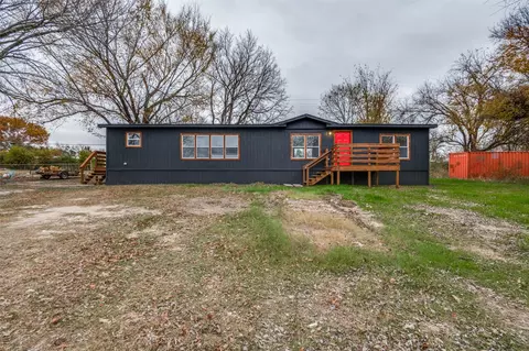 924 Bells Chapel Cir, Waxahachie, TX 75165