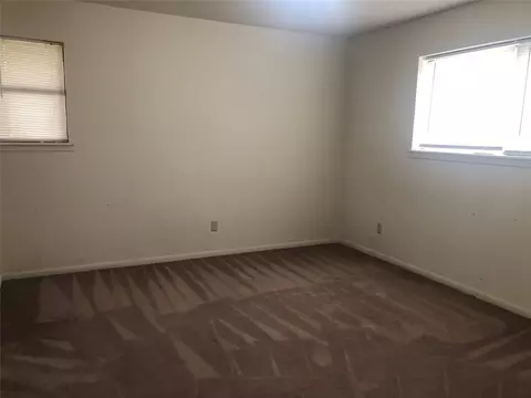 Bedroom - 2820 Windy Dr, Commerce, TX 75428 photo 1 of 4