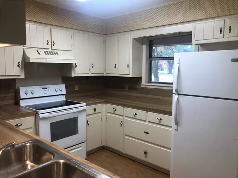 Kitchen - 2820 Windy Dr, Commerce, TX 75428 photo 1 of 3