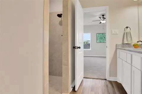 Entry Way - 112 Panther Loop, Mabank, TX 75147 photo 5 of 6
