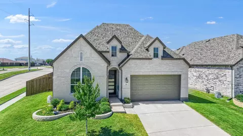 918 Pelican Dr, Sherman, TX 75092