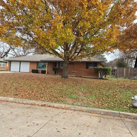 5701 Winifred Dr, Fort Worth, TX 76133
