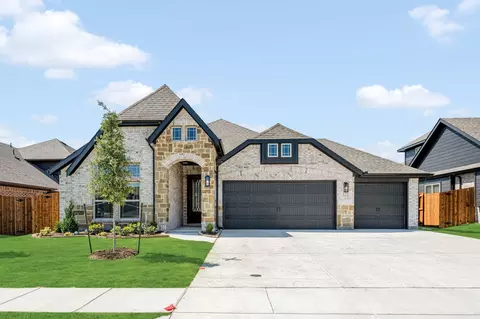 322 Atlas Cedar Dr, Glenn Heights, TX 75154
