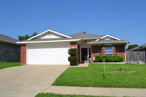 5918 Fawn Meadow Trl, Arlington, TX 76017