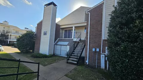 5726 Marvin Loving Dr #123, Garland, TX 75043