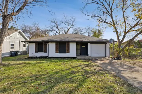 2713 Putnam St, Fort Worth, TX 76112