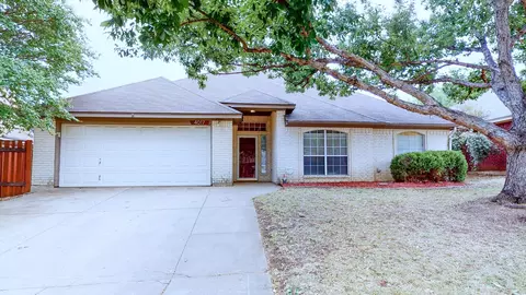 4017 Brookway Dr, Fort Worth, TX 76123