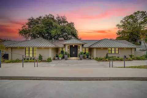 1401 Westover Ln, Westover Hills, TX 76107
