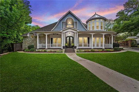 3028 Deerwood Dr, Waco, TX 76710