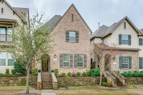 204 Skystone Dr, Irving, TX 75038