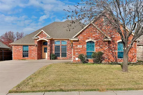 720 Dove Rdg, Sanger, TX 76266