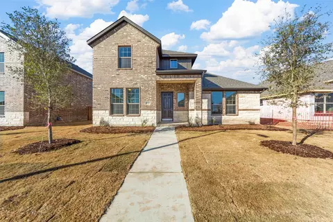 1529 Addison Dr, Lancaster, TX 75134