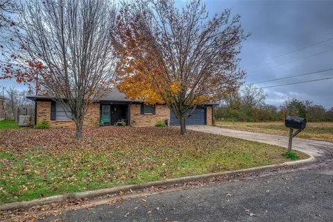 1438 Southland St, Sulphur Springs, TX 75482