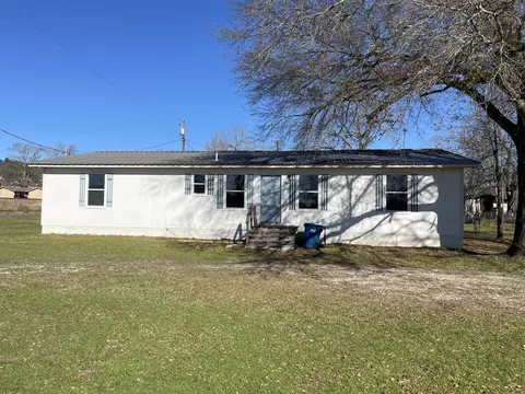 301 E T P Ave, Big Sandy, TX 75755