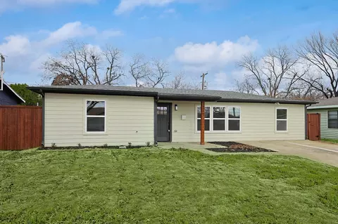 217 Ash St, Lewisville, TX 75057