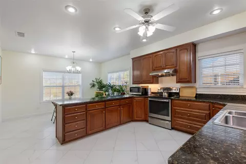 1512 Deer Trl, Commerce, TX 75428 photo 10