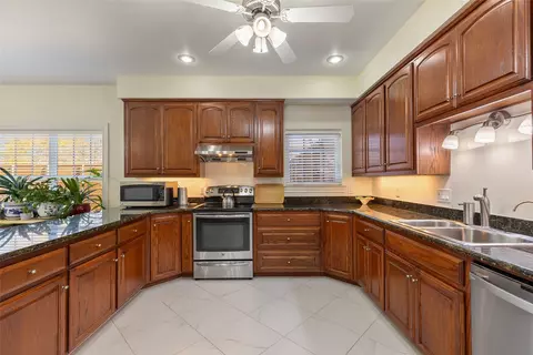 1512 Deer Trl, Commerce, TX 75428 photo 12