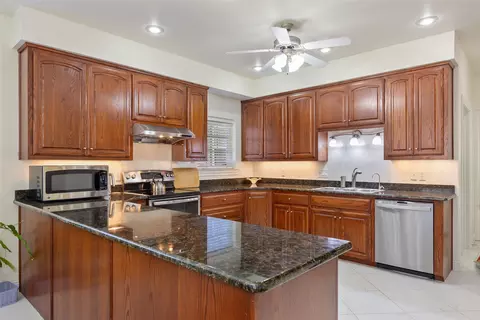 1512 Deer Trl, Commerce, TX 75428 photo 11