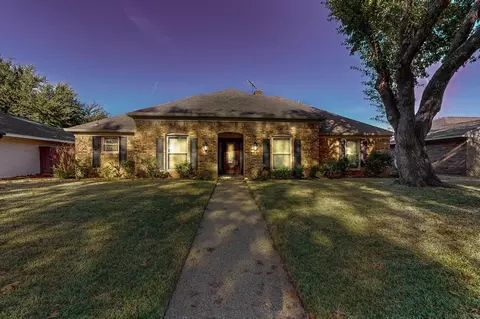 3303 Raintree Dr, Plano, TX 75074
