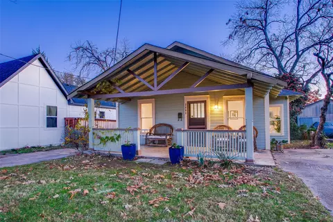 2606 W Brooklyn Ave, Dallas, TX 75211
