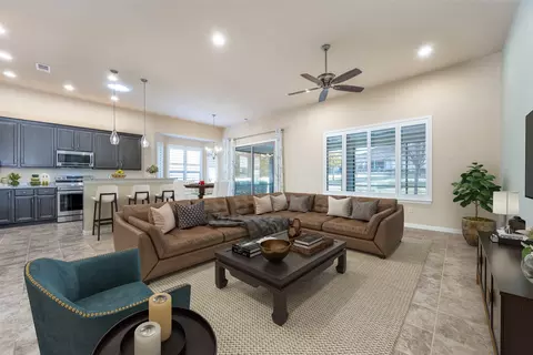 11504 Parkcrest Dr, Denton, TX 76207
