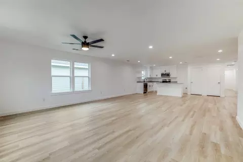 201 Thomas St, Terrell, TX 75160 photo 6