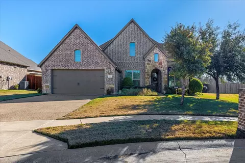 100 Chestnut Rd, Waxahachie, TX 75165