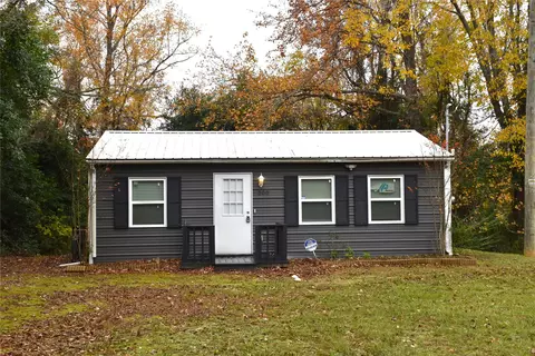 200 Victory St, Palestine, TX 75803