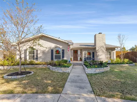 1817 Rock Springs Ct, Carrollton, TX 75007