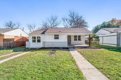 2808 Canberra St, Dallas, TX 75224
